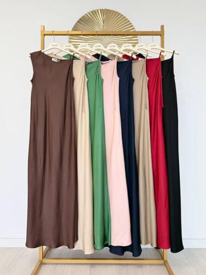 CLOTHÉ - Long sleeveless dress