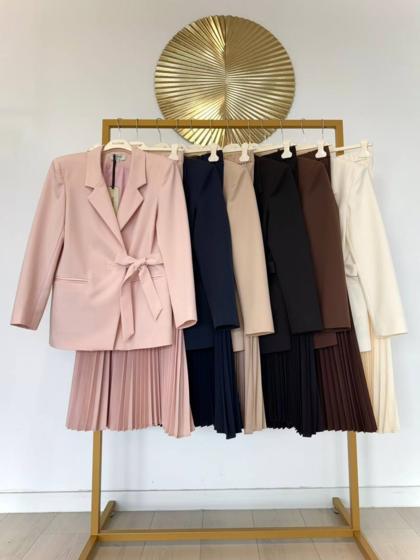 CLOTHÉ - Blazer with bow