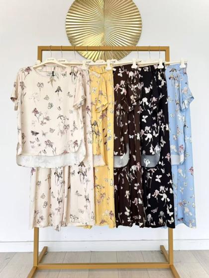 CLOTHÉ - Complete t-shirt and trousers