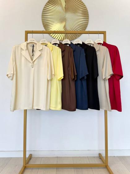 CLOTHÉ - V-neck shirt
