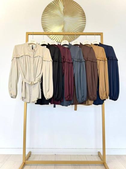 CLOTHÉ - Shirt with belt