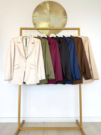 CLOTHÉ - Blazer with button