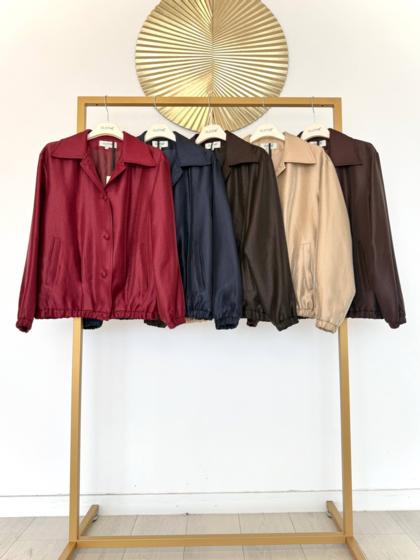 CLOTHÉ - Jacket with buttons