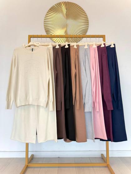 CLOTHÉ - Sweater and trousers set