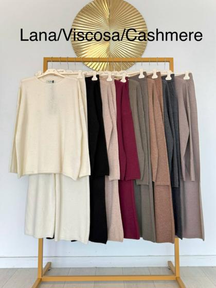 CLOTHÉ - Sweater and trousers set